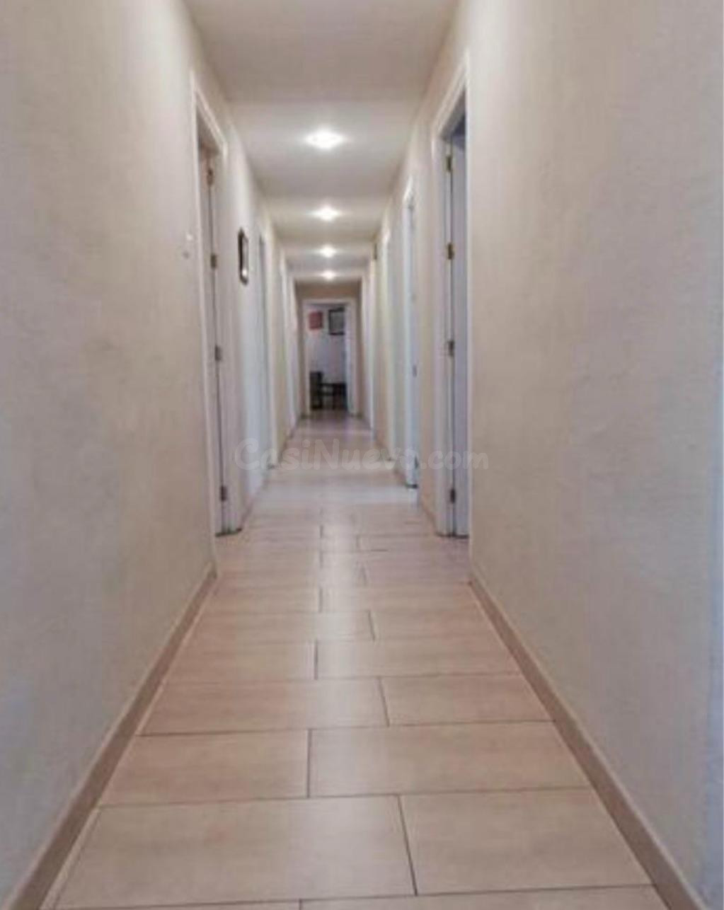 PISO DE 5 habitaciones EN CALLE TEJEIRO – IDEAL PARA ESTUDIANTES – EXTERIOR Y LUMINOSO
