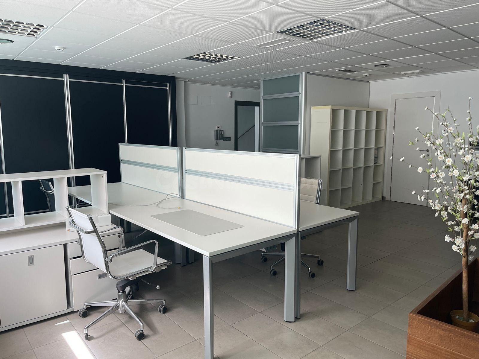 OFICINAS CON ALMACEN EN NOVELDA