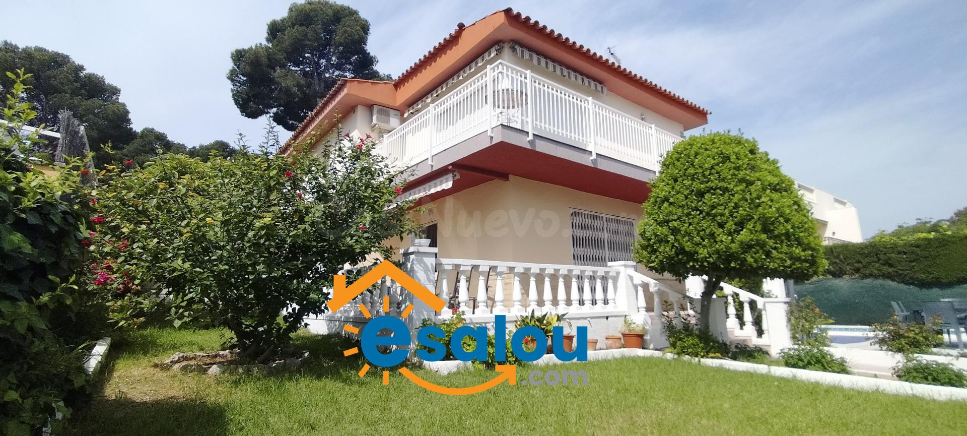 OPORTUNIDAD !!! Chalet Independiente en calle Cosse en Salou - foto 2