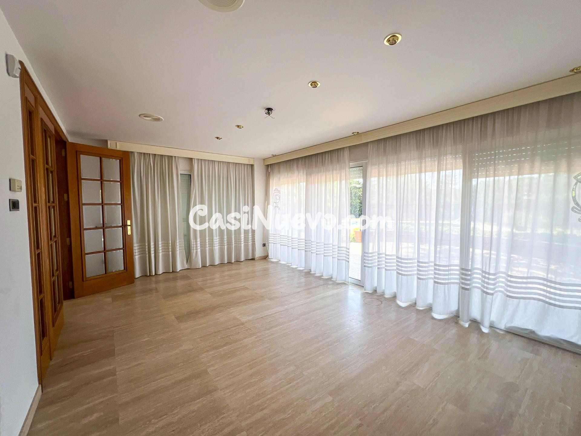 EXCEL·LENT CASA AMB JARDÍ PRIVAT, PISCINA I ZONA VERDA. VIVI - foto 11