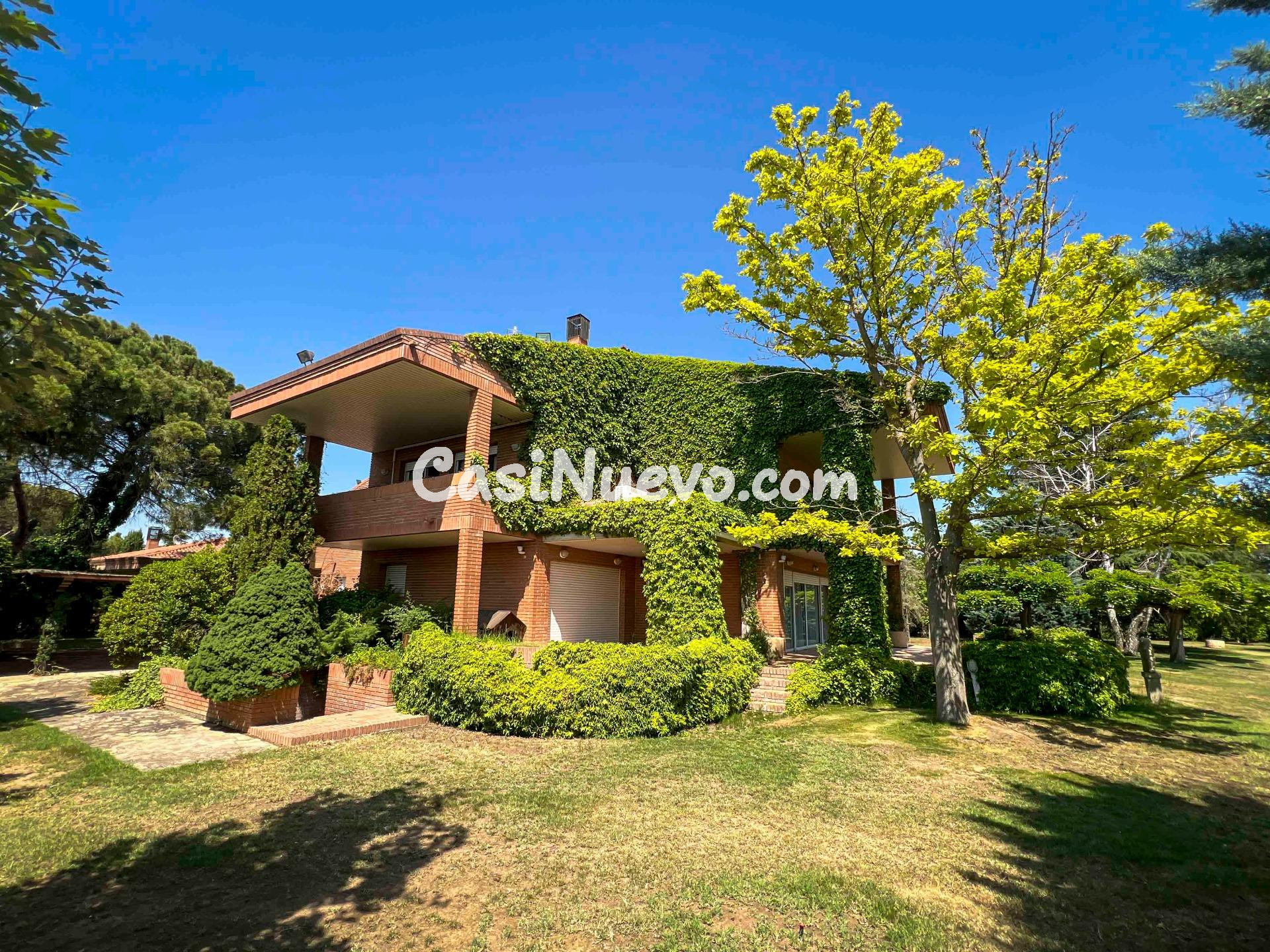 EXCEL·LENT CASA AMB JARDÍ PRIVAT, PISCINA I ZONA VERDA. VIVI - foto 24