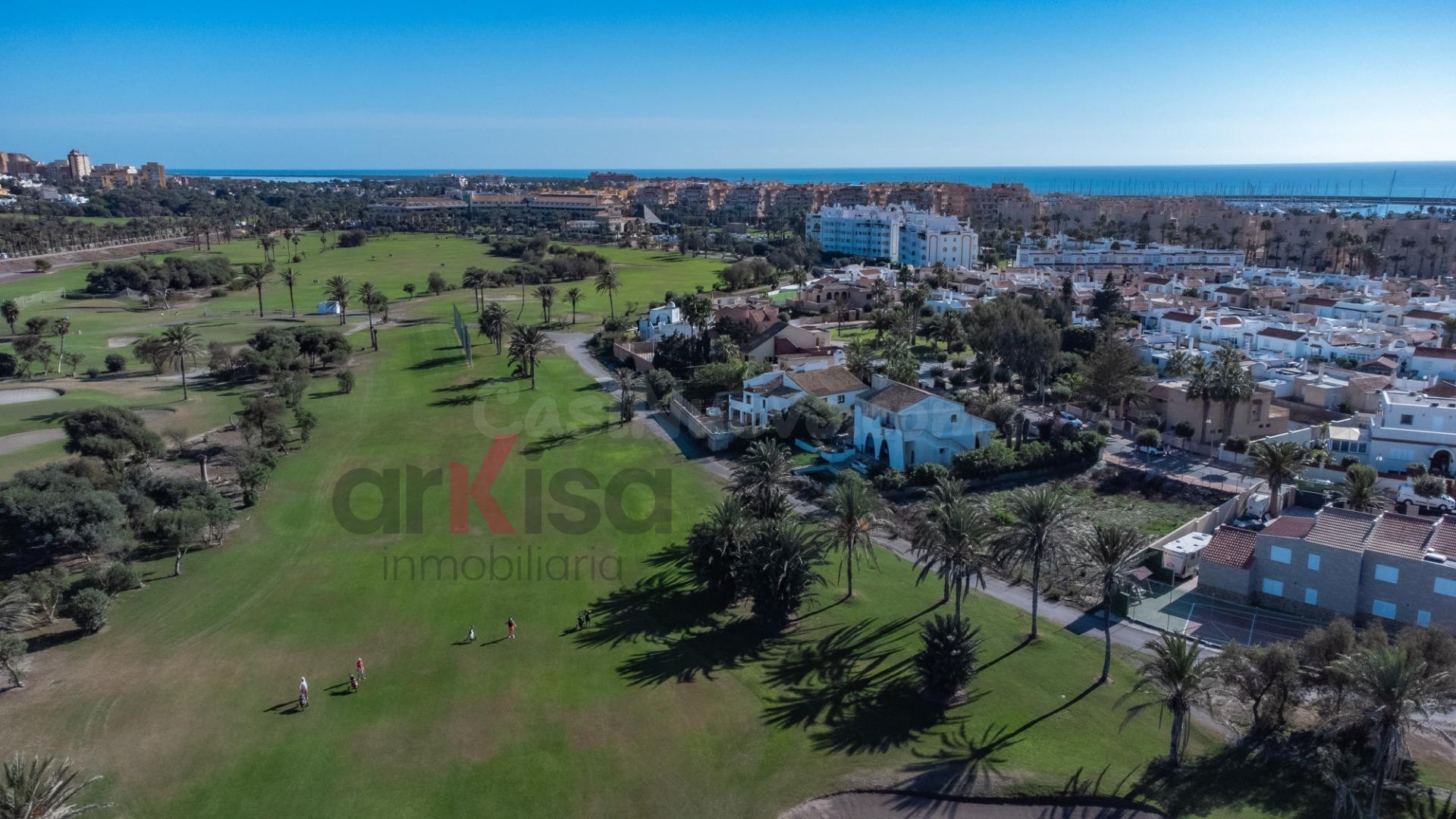 VENTA DE PARCELA EN EL EJIDO - ZONA ALMERIMAR CENTRO JUNTO CAMPO DE GOLF