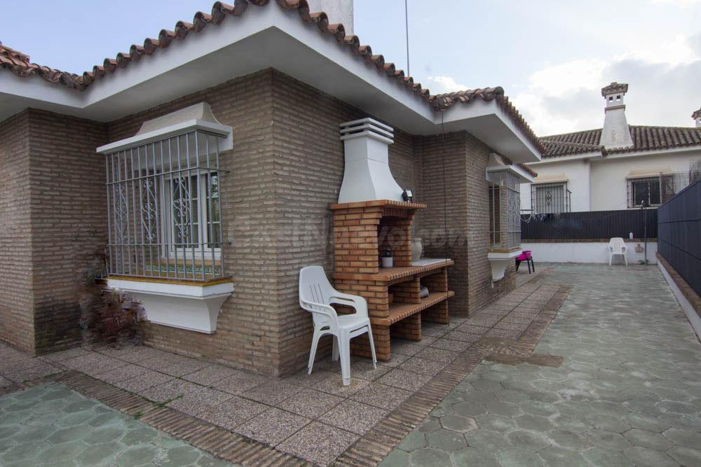 Chalet junto a la Avenida de la Libertad
