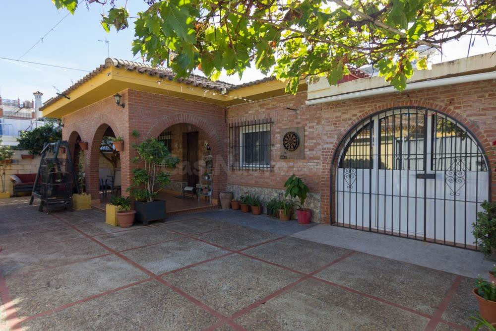 Chalet junto a la playa de la Puntilla