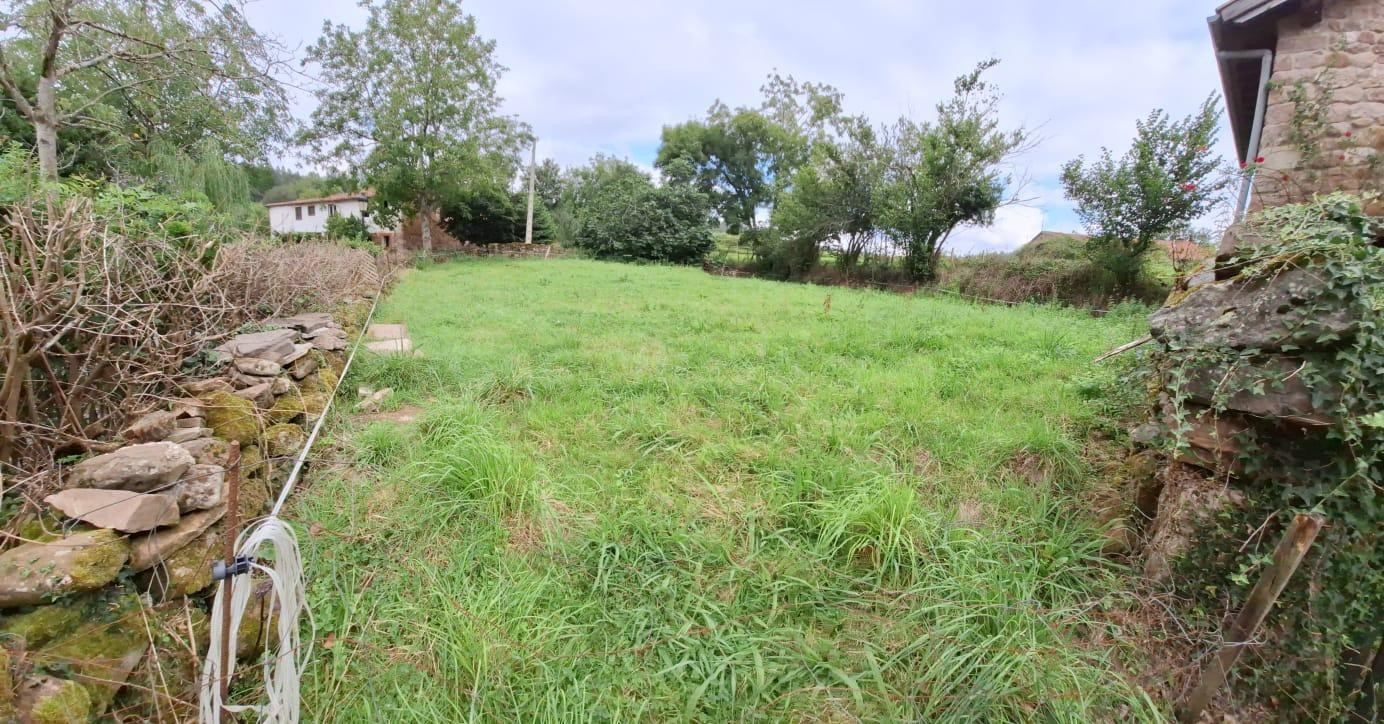 Terreno urbano en Santibañez, Cabezón de la Sal - foto 4