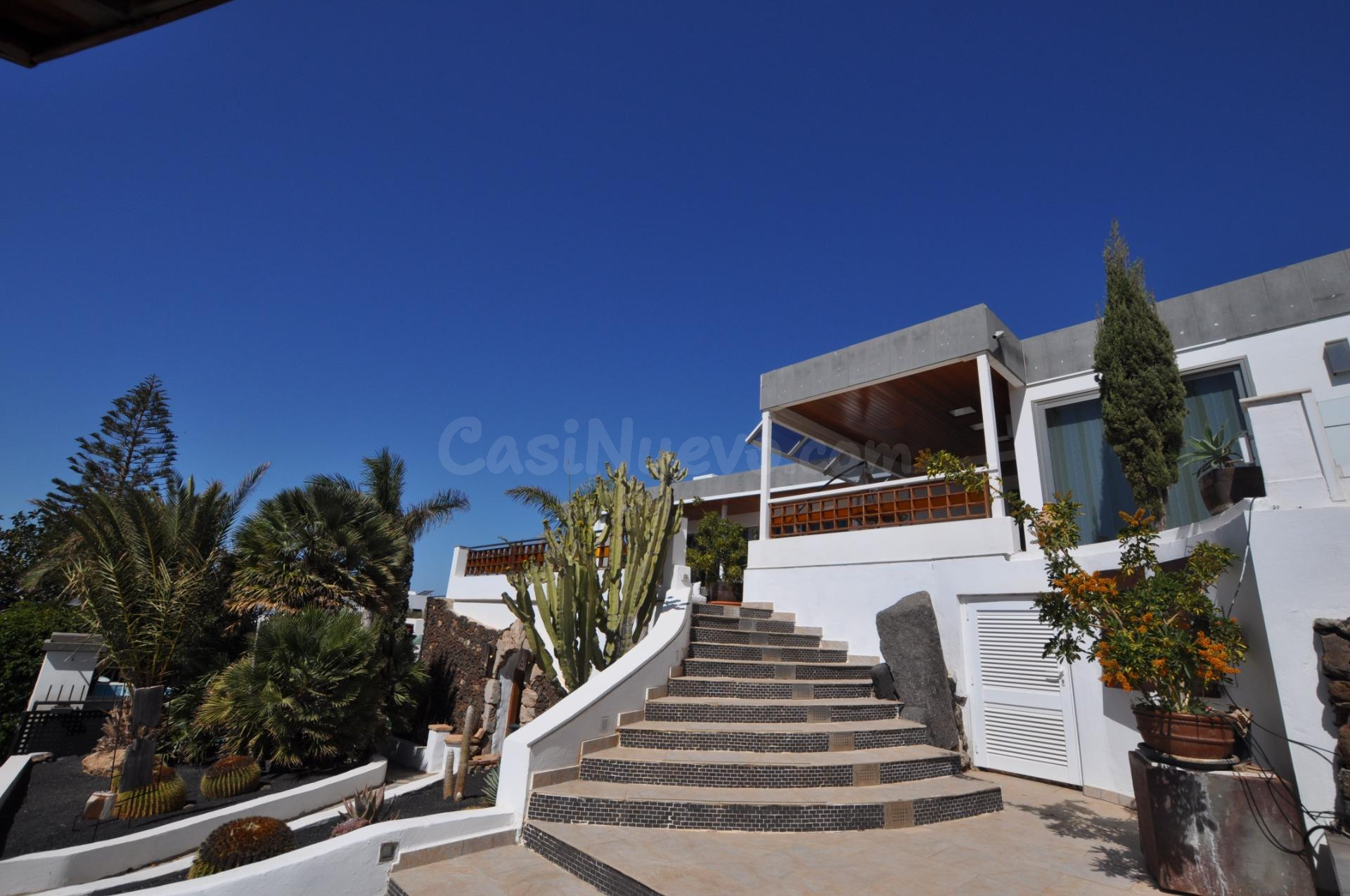 VILLA DE LUJO CON VISTAS AL MAR, PISCINA Y DOS APARTAMENTOS  - foto 3