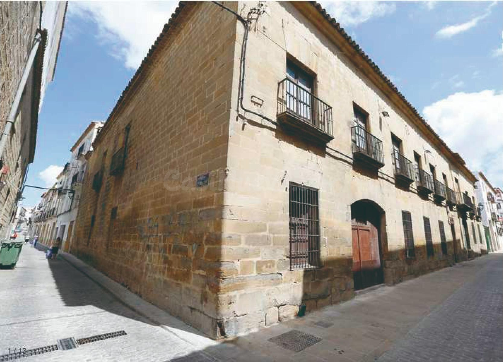 Vendemos antiguo Palacio de San Miguel de la Vega. Baeza Patrimonio de la Humanidad