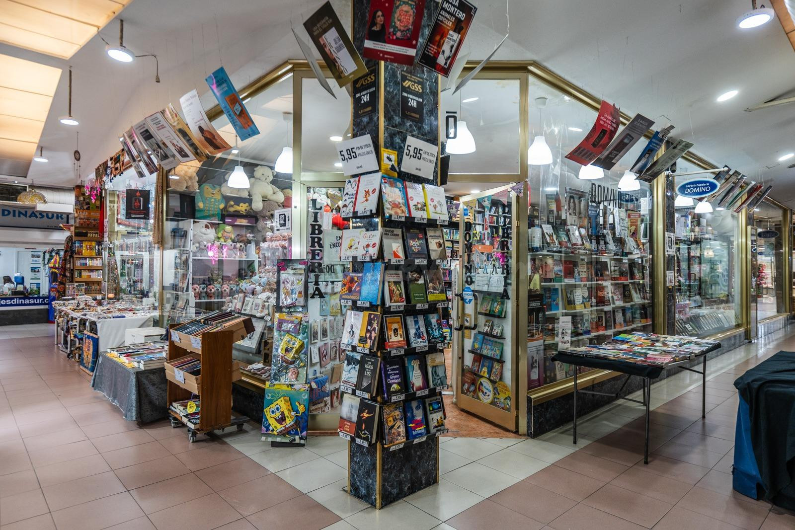 LOCAL COMERCIAL EN GALERÍA COMERCIAL DE PLAZA ESPAÑA – LEGAN - foto 4