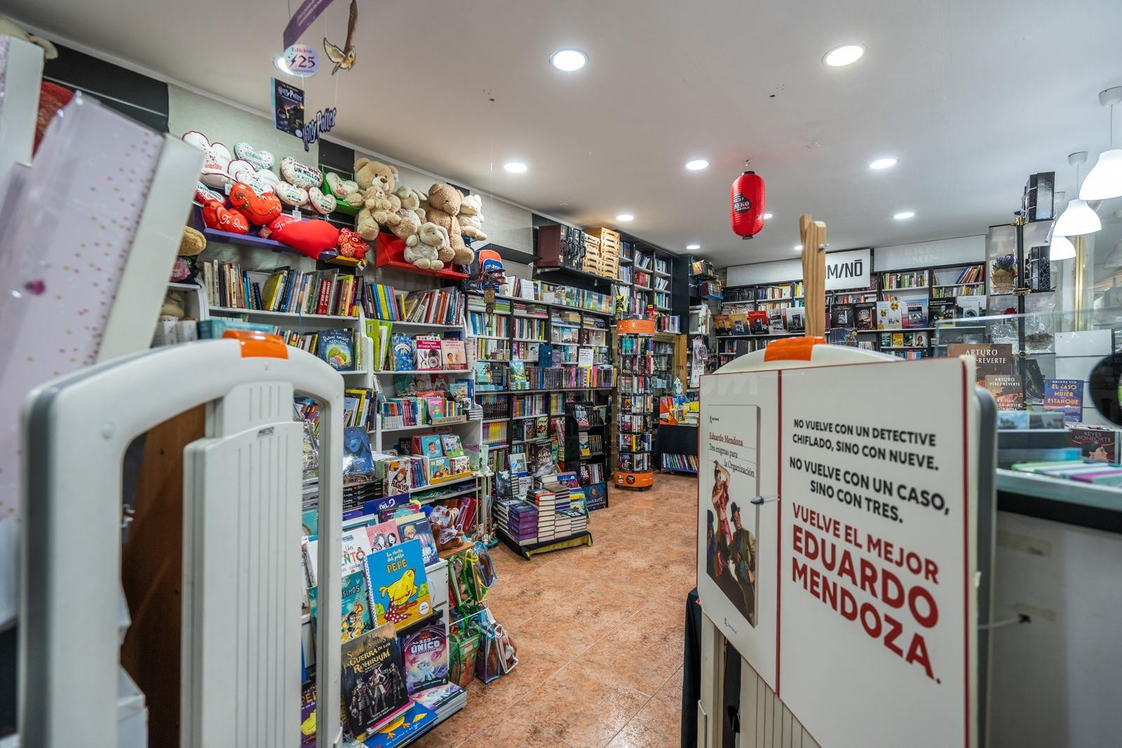 LOCAL COMERCIAL EN GALERÍA COMERCIAL DE PLAZA ESPAÑA – LEGAN - foto 5