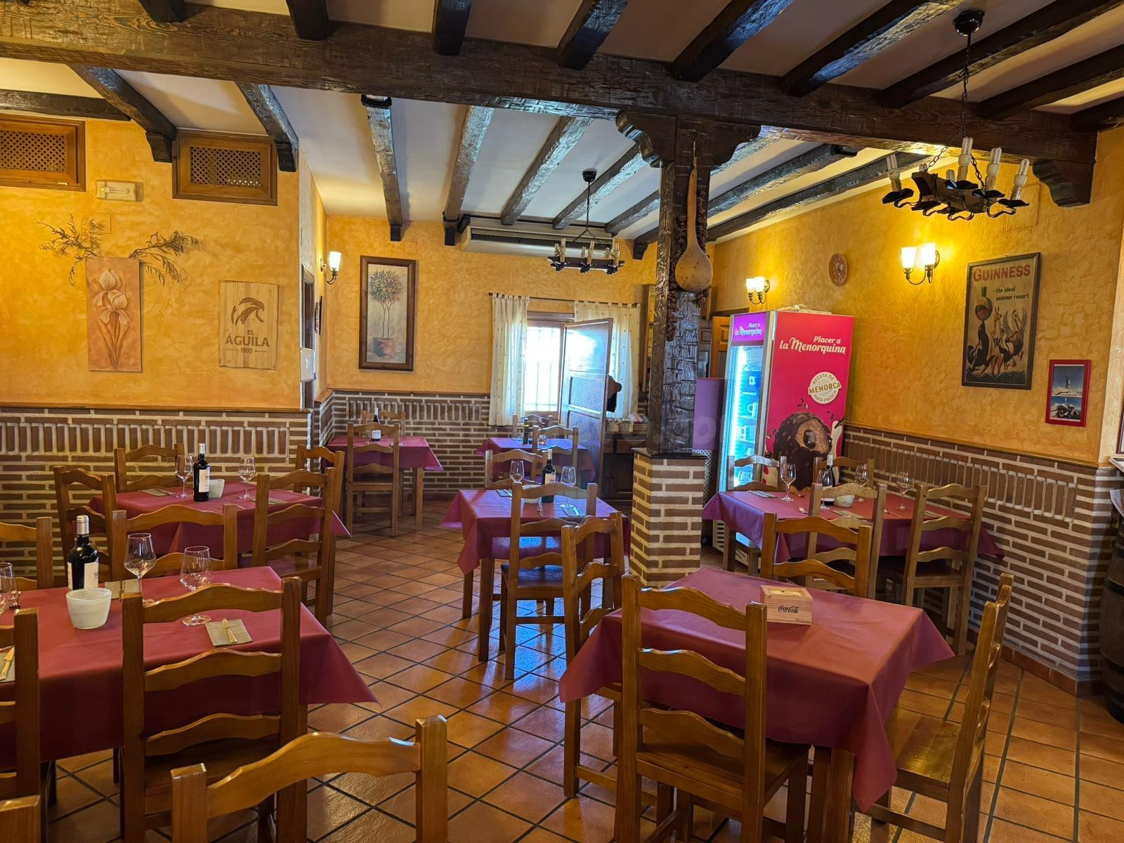 ^^EN VENTA RESTAURANTE EN PLENO FUNCIONAMIENTO EN LANZAHITA^ - foto 3