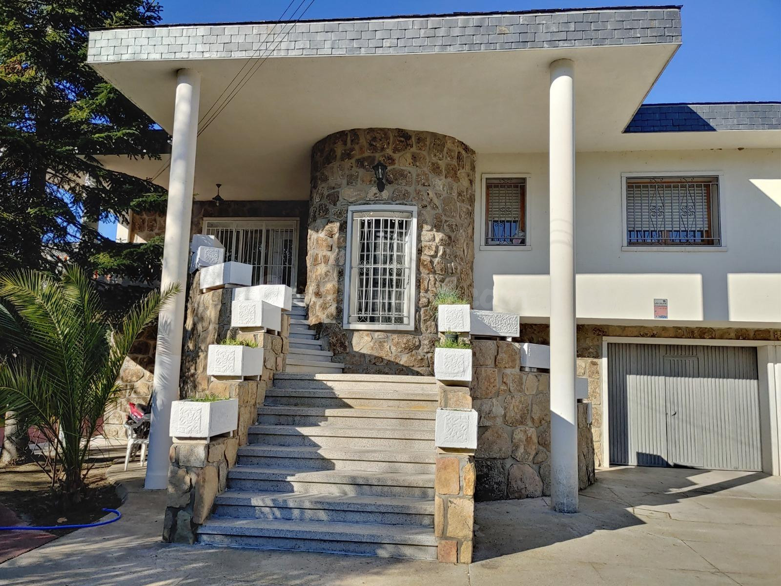 ^^CHALET INDEPENDIENTE EN ALPEDRETE CON 12 habitaciones Y GR - foto 5