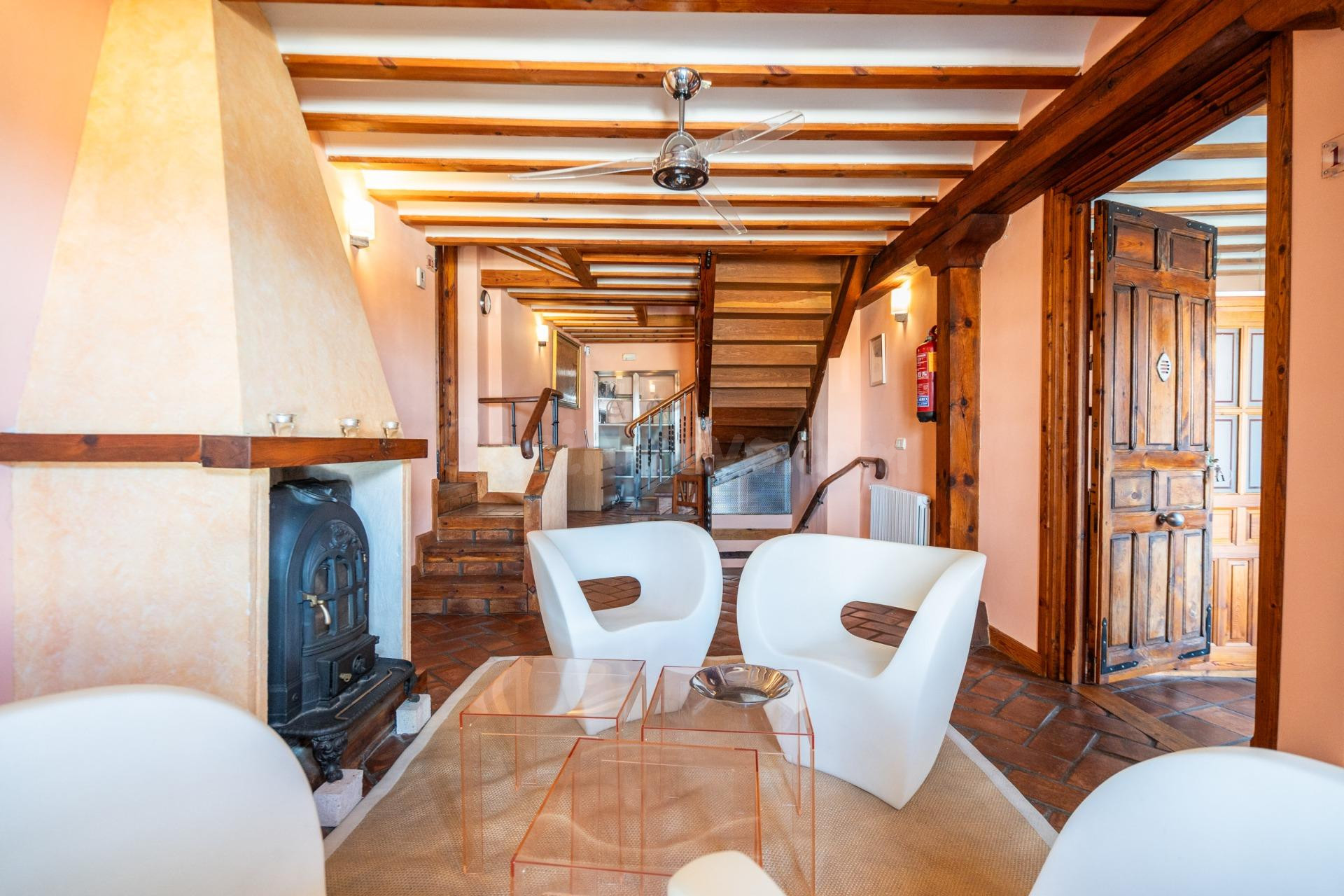 HOTEL RURAL POSADA EN PALACETE DEL SIGLO XVIII CON RESTAURAN - foto 4
