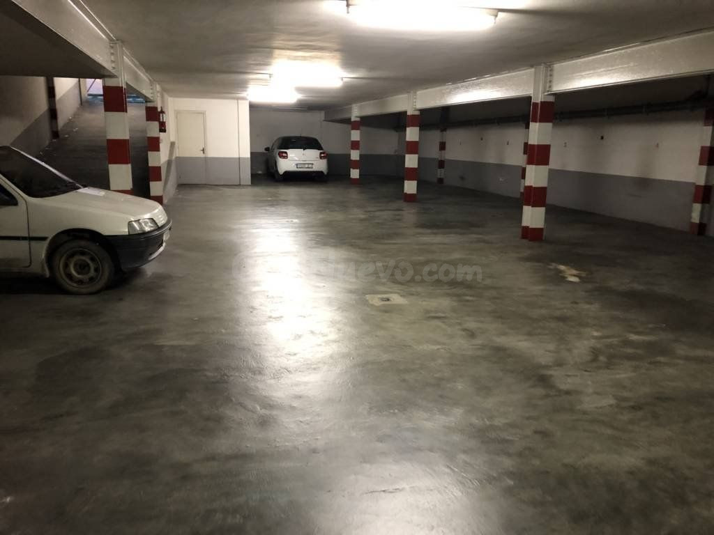 Parking coche en alquiler
