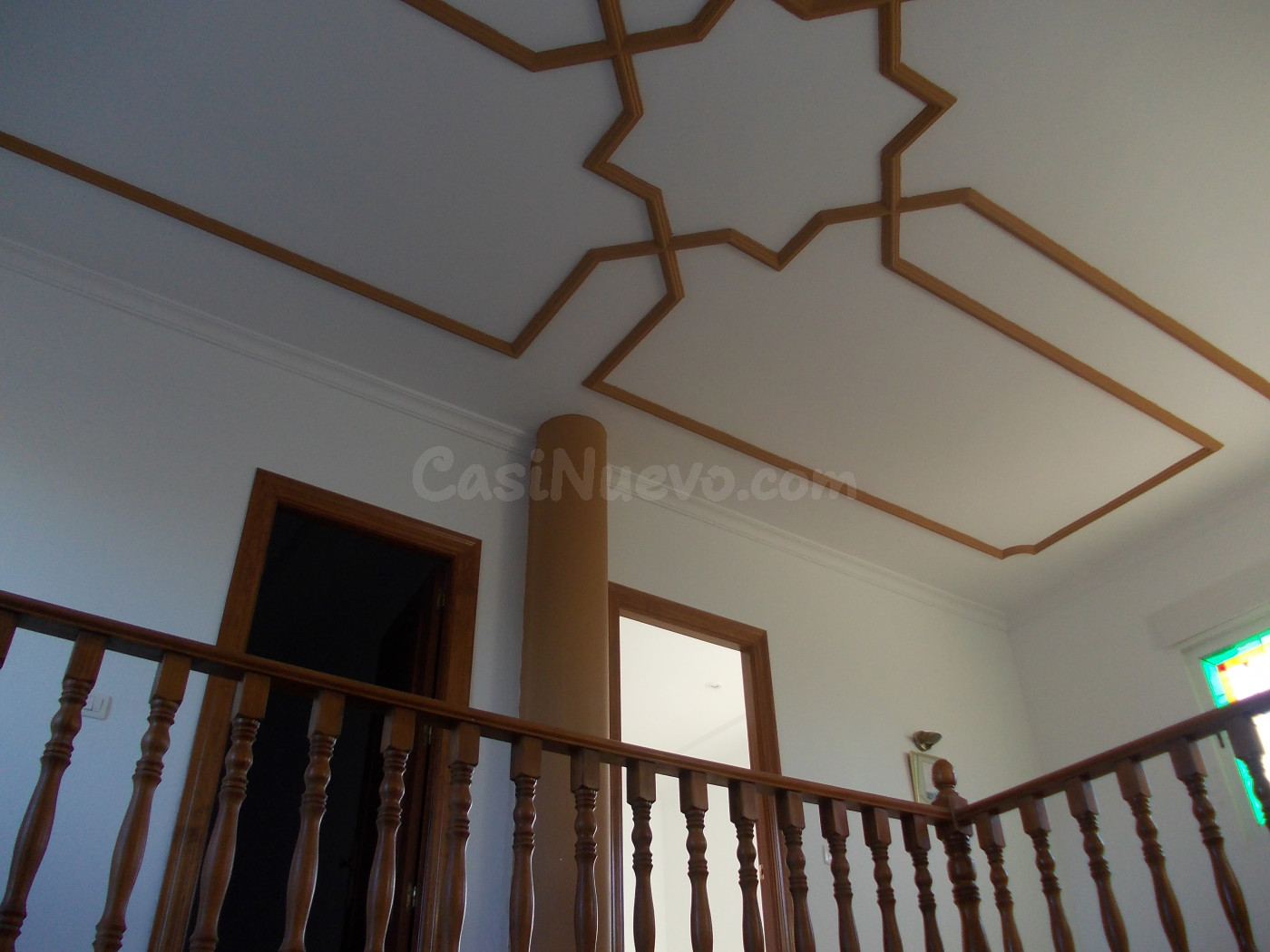 Chalet con seis dormitorios, garaje en sótano y Piscina en z - foto 2