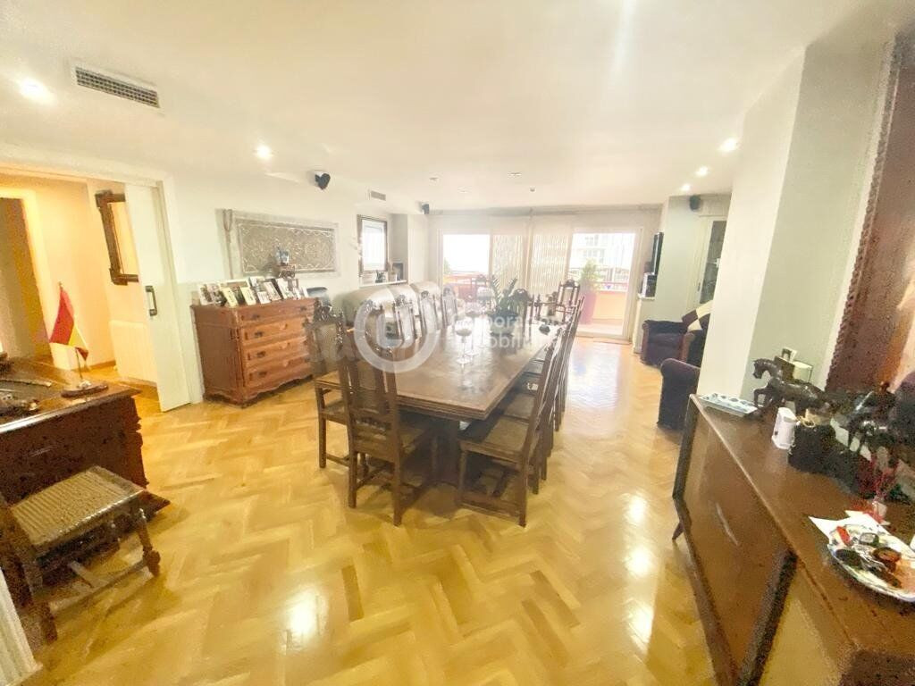 MARAVILLOSO PISO DE LUJO EN AVDA. JUAN CARLOS I - foto 2