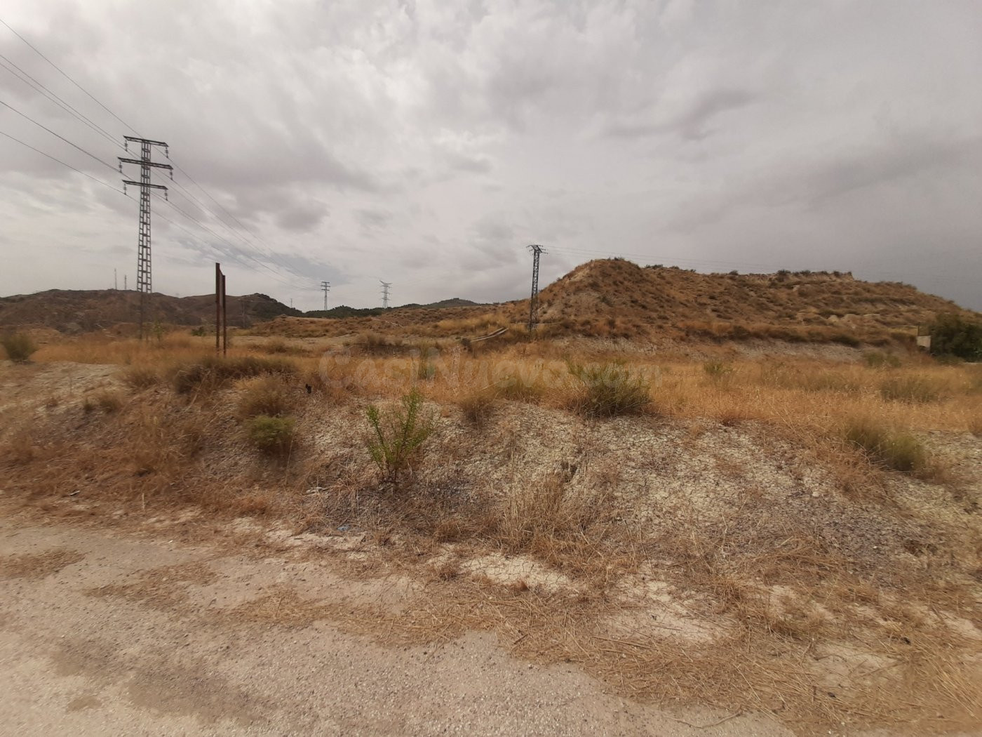 PARCELA EN LORCA CON SUELO URBANIZABLE EN ZONA DE LA RIVERA