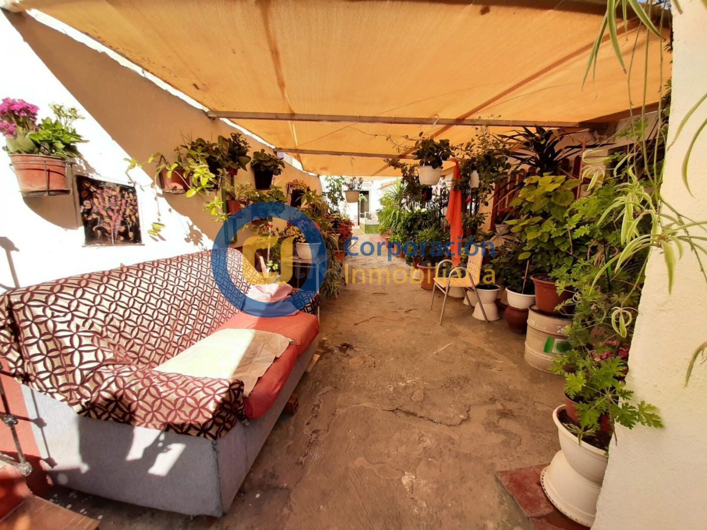 FANTÁSTICA CASA CON CUATRO DORMITORIOS EN PUERTO LUMBRERAS
