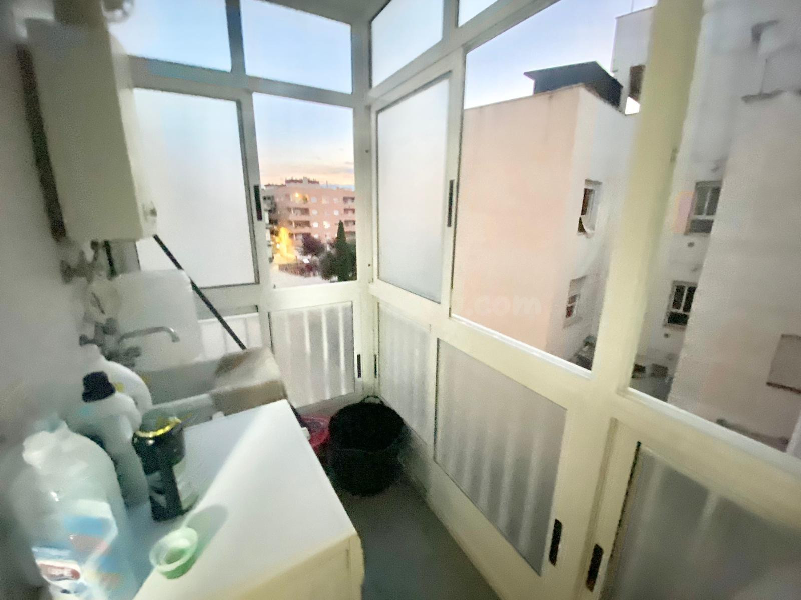 Piso con cuatro dormitorios y garaje en San Cristóbal - foto 4