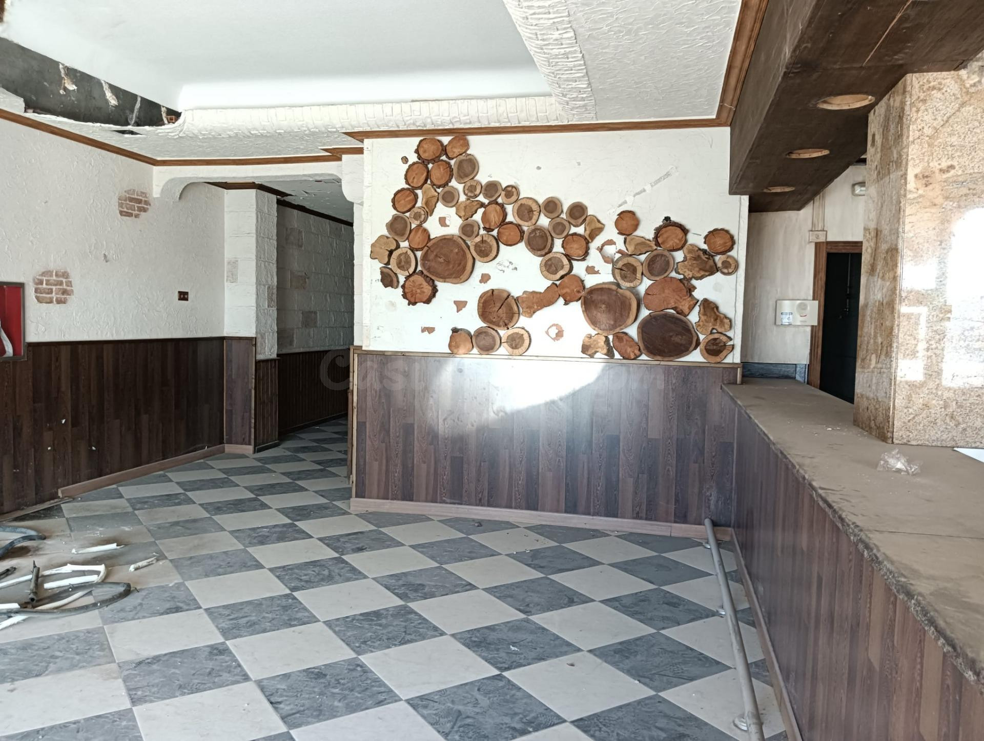 Local Comercial en Avenida Fuerzas Armadas