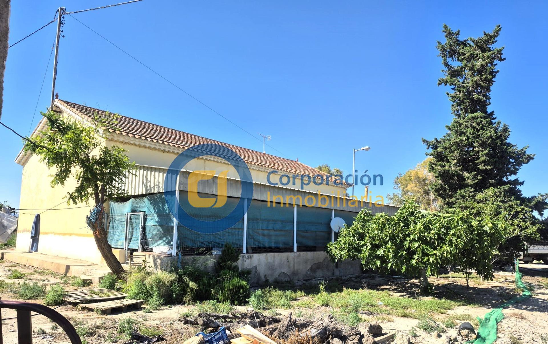 Casa de campo con cinco dormitorios con terreno en Purias - foto 4