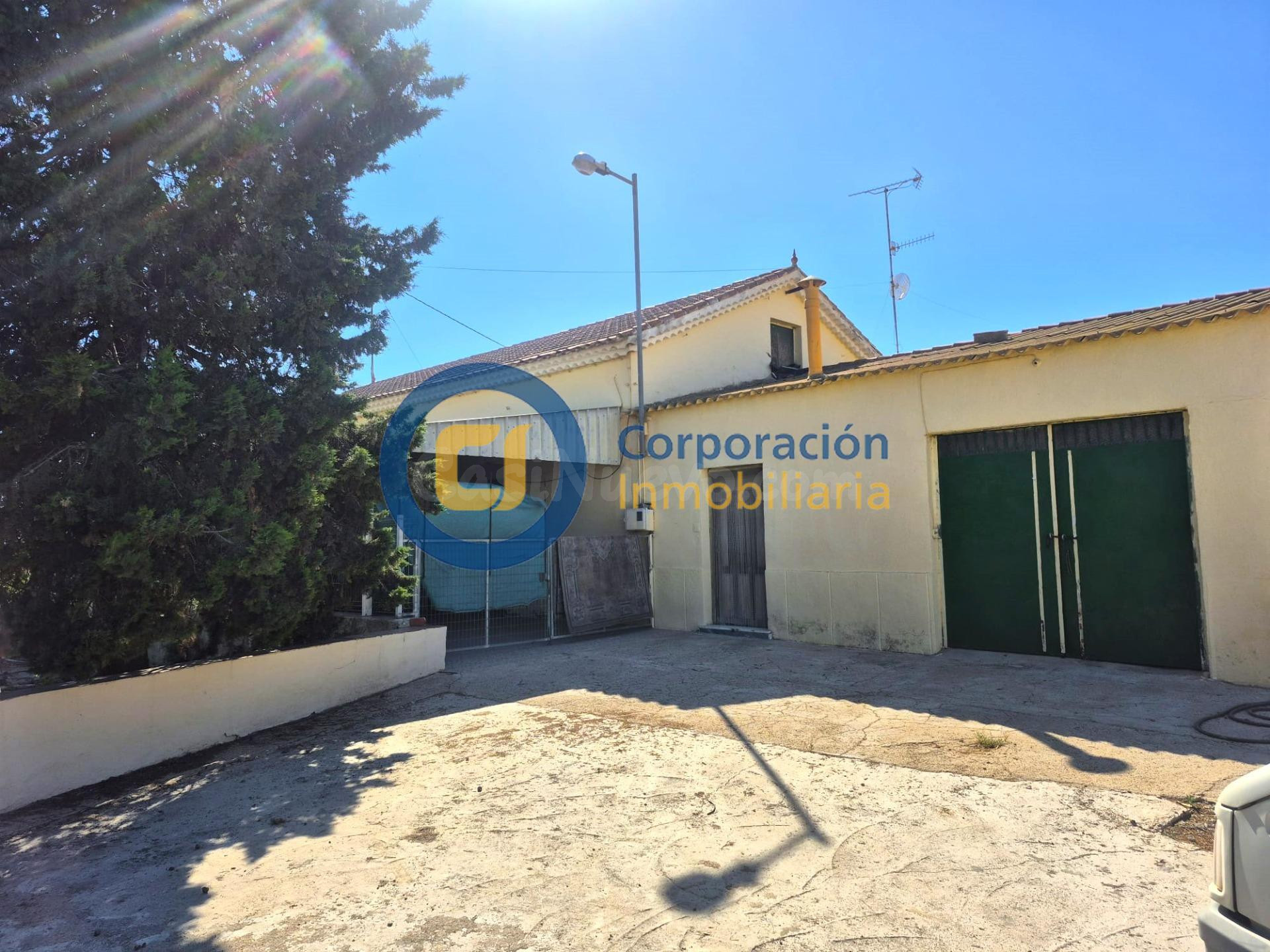 Casa de campo con cinco dormitorios con terreno en Purias - foto 5