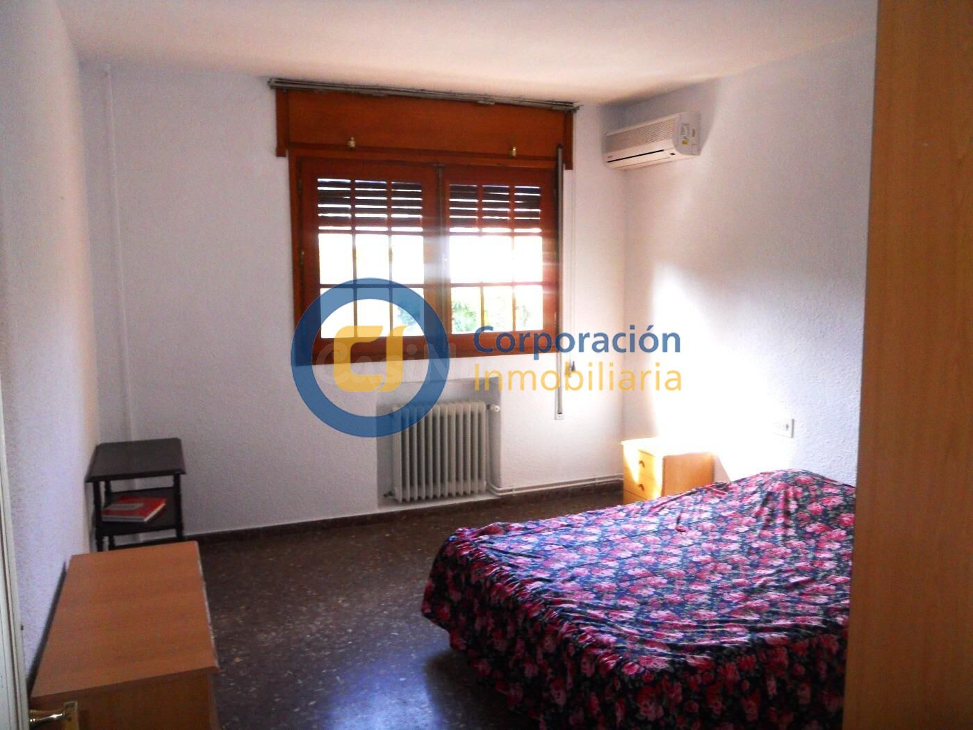 Piso con cuatro dormitorios y garaje en Lorca Centro de gran - foto 3