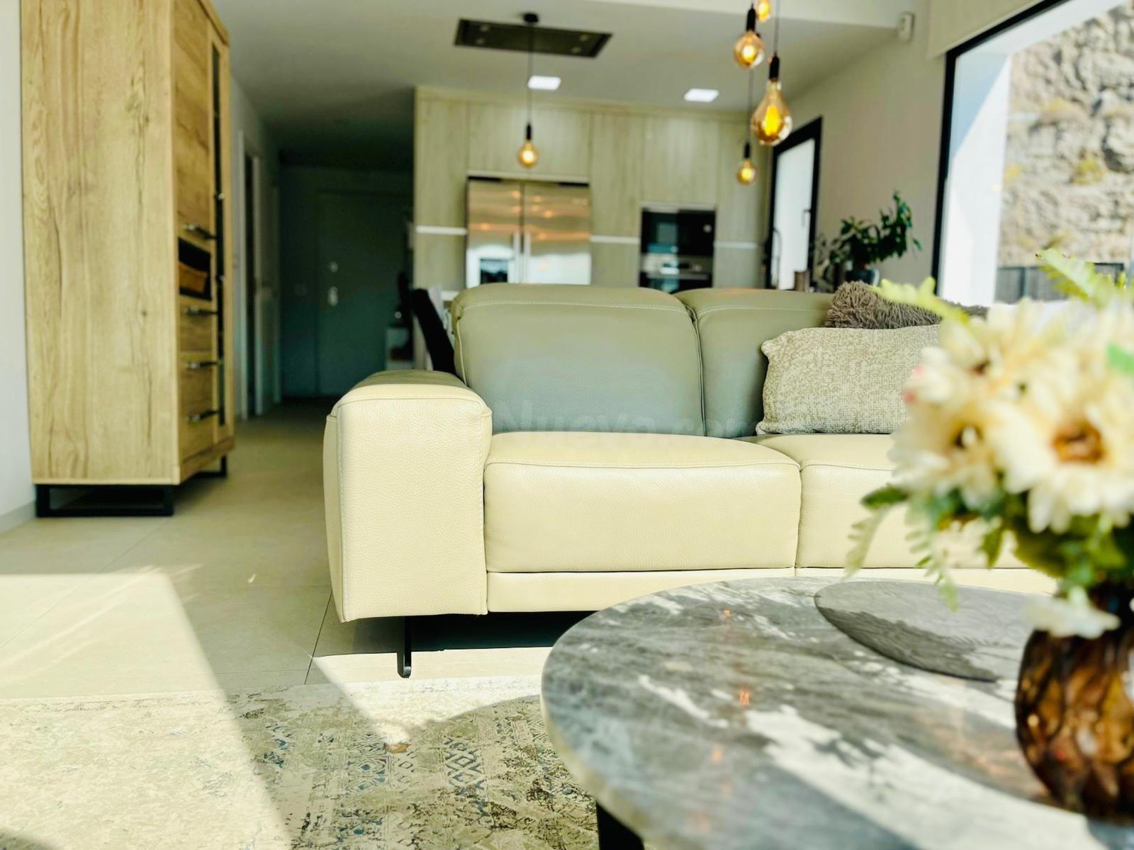 Villa de 4 dormitorios, solárium y piscina privada con vista - foto 4
