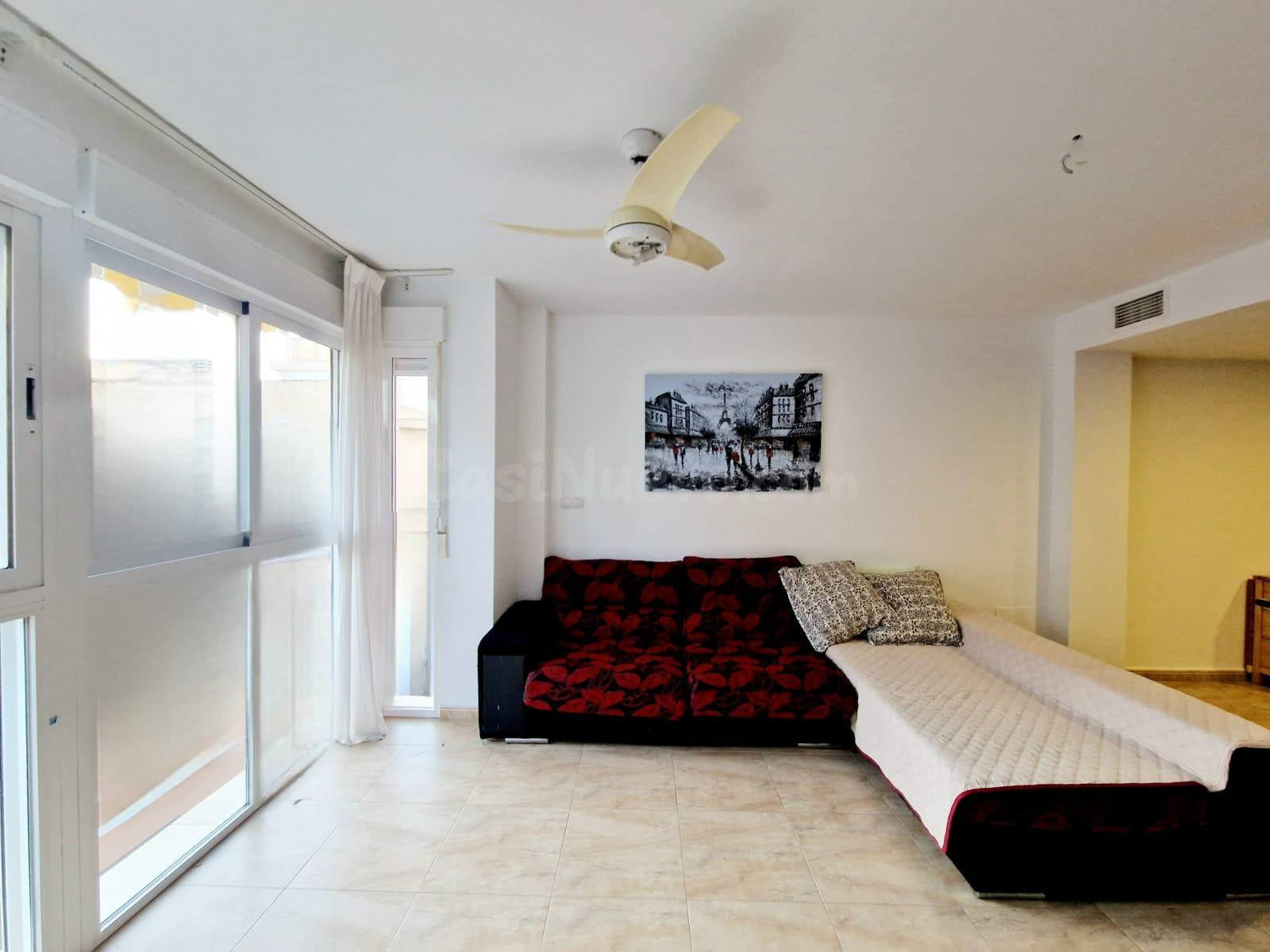 Apartamento de 2 dormitorios a un paso de la Plaza de España - foto 2