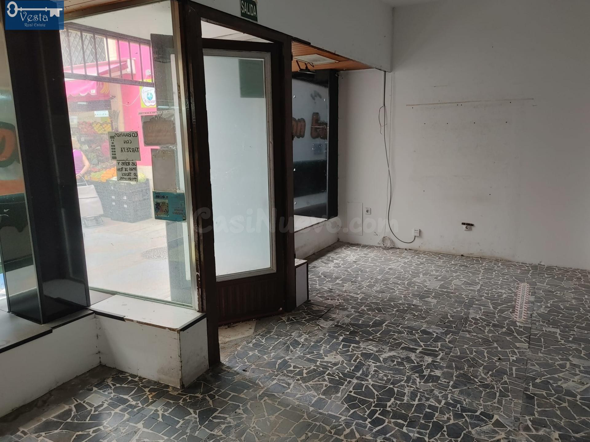 LOCAL COMERCIAL EN VENTA - foto 4