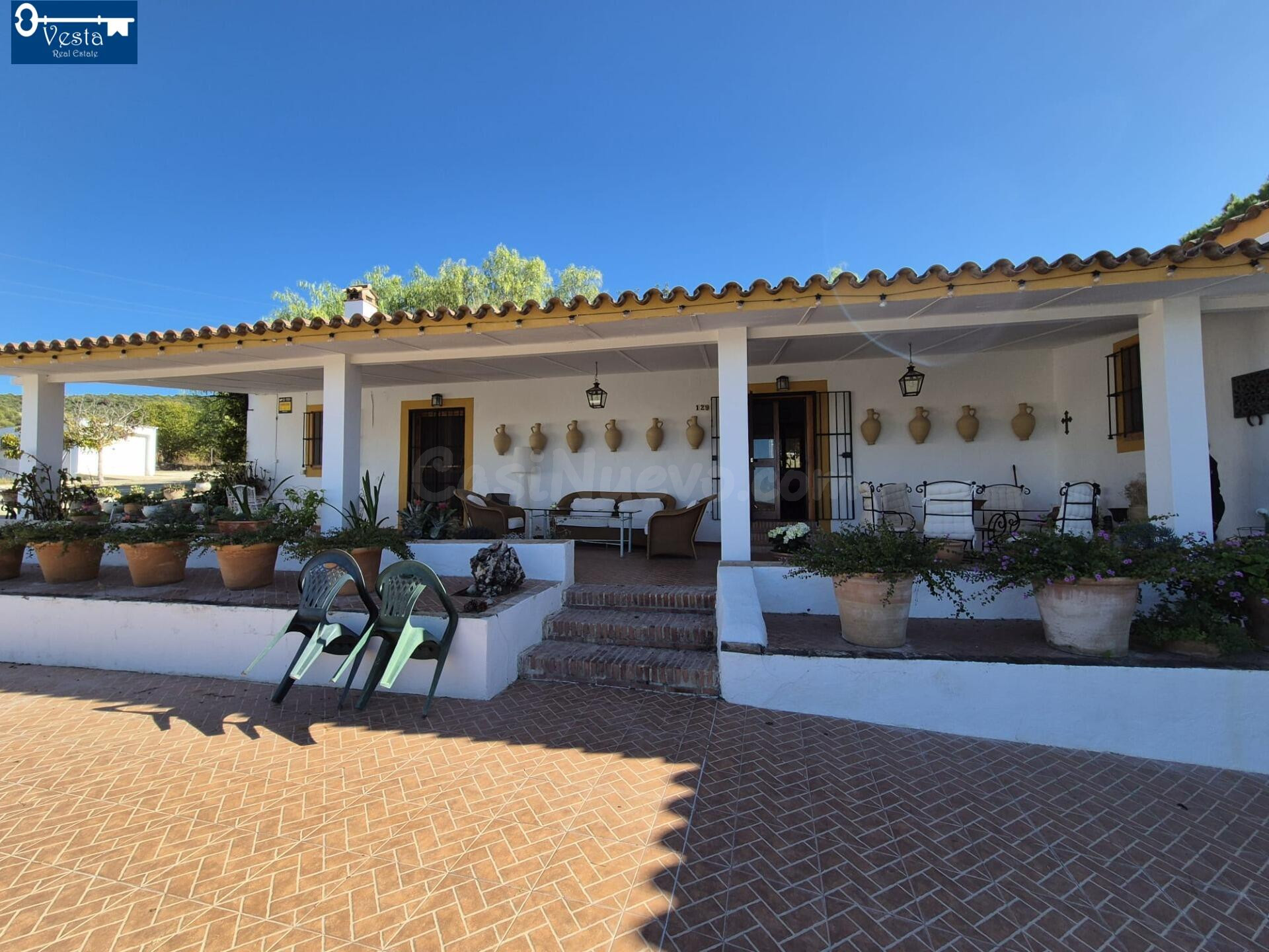 ESPECTACULAR FINCA CON TRES VIVIENDAS - foto 3