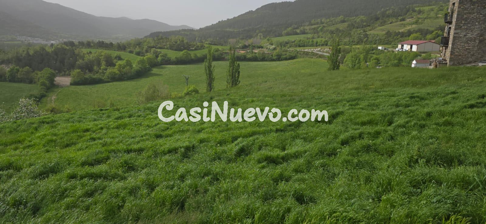 Magnífico solar urbano con vistas excepcionales en Siresa