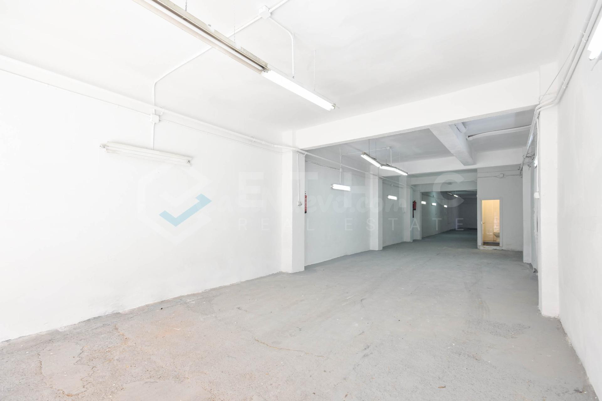 ¡INCREIBLE LOCAL EN CALLE BARCELONA 89, EL PRAT DE LLOBREGAT!