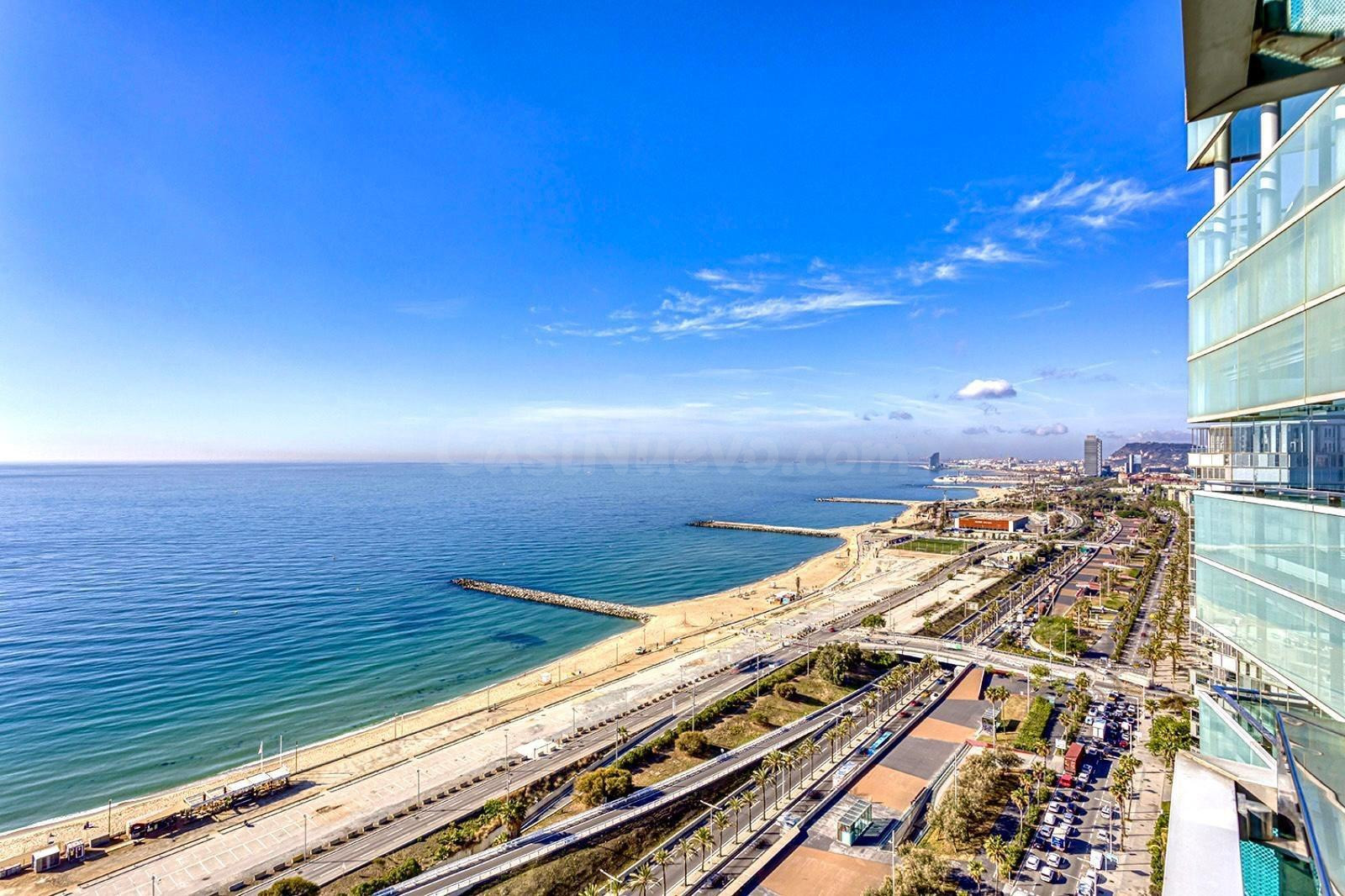 Magnifico piso en primera línea de mar