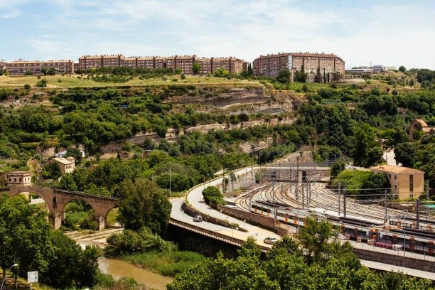 LOCAL EN RENTABILIDAD – IDEAL PARA INVERSORES - MANRESA - foto 3