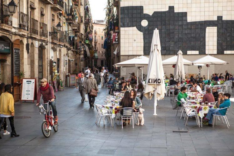Piso en Venta en Barcelona con Inquilino Estable