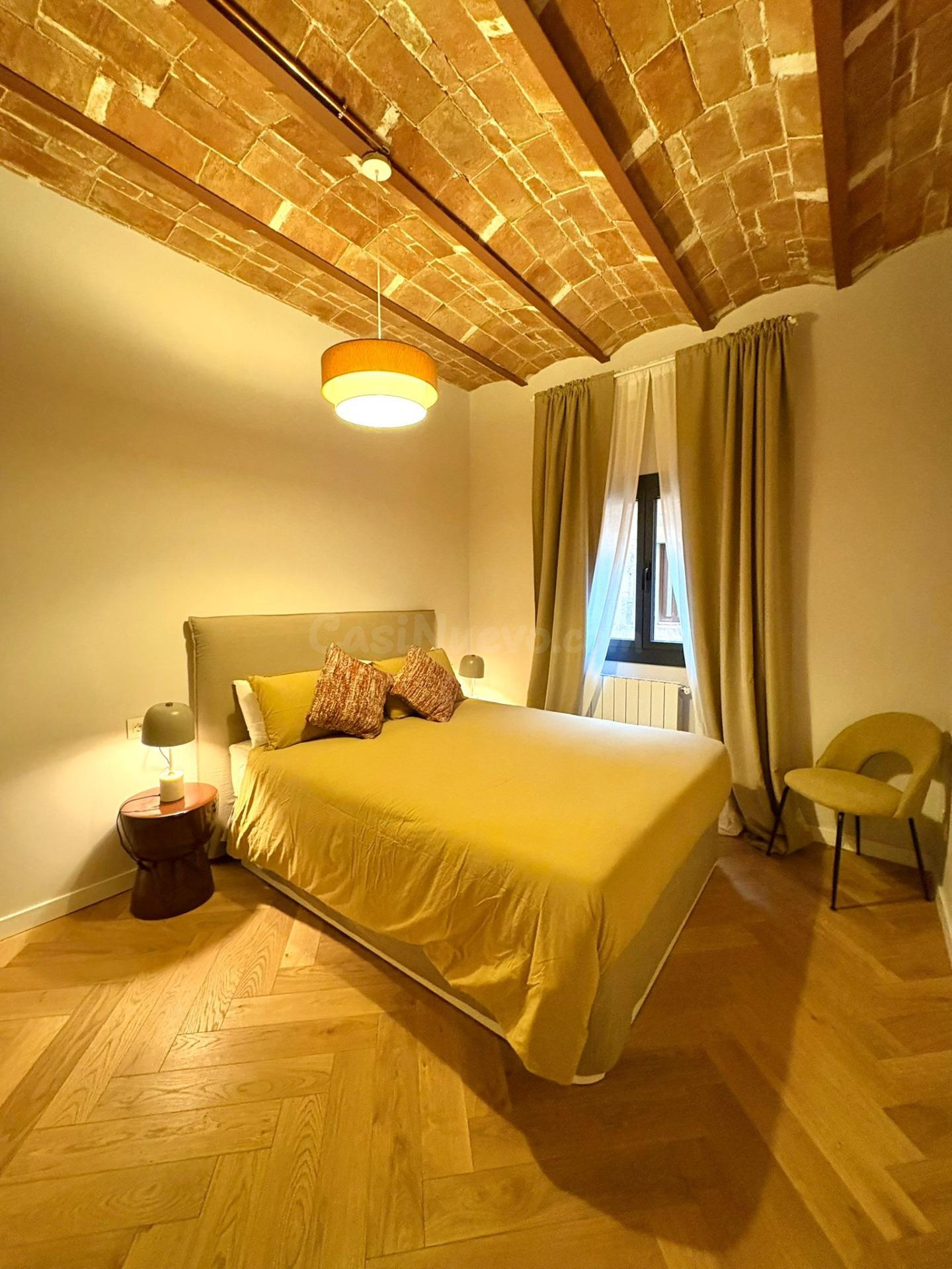 Exclusivo piso reformado en finca señorial del siglo XIX – B - foto 4