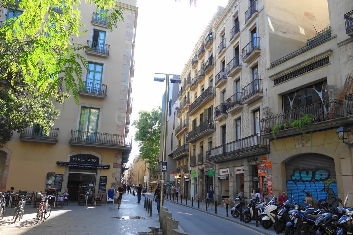 Edificio en rentabilidad en Ciutat Vella, Barcelona