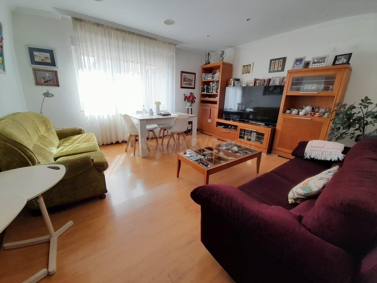 CASA DE 4 HAB- CAMPO DE LA JUVENTUD