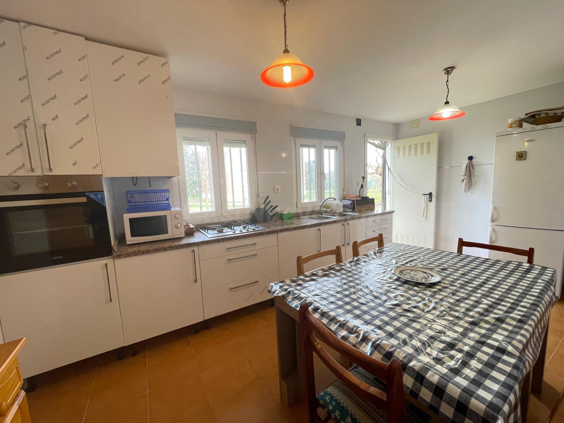 CASA INDEPENDIENTE con 1000 m2 de terreno y dormitorio en pl - foto 3