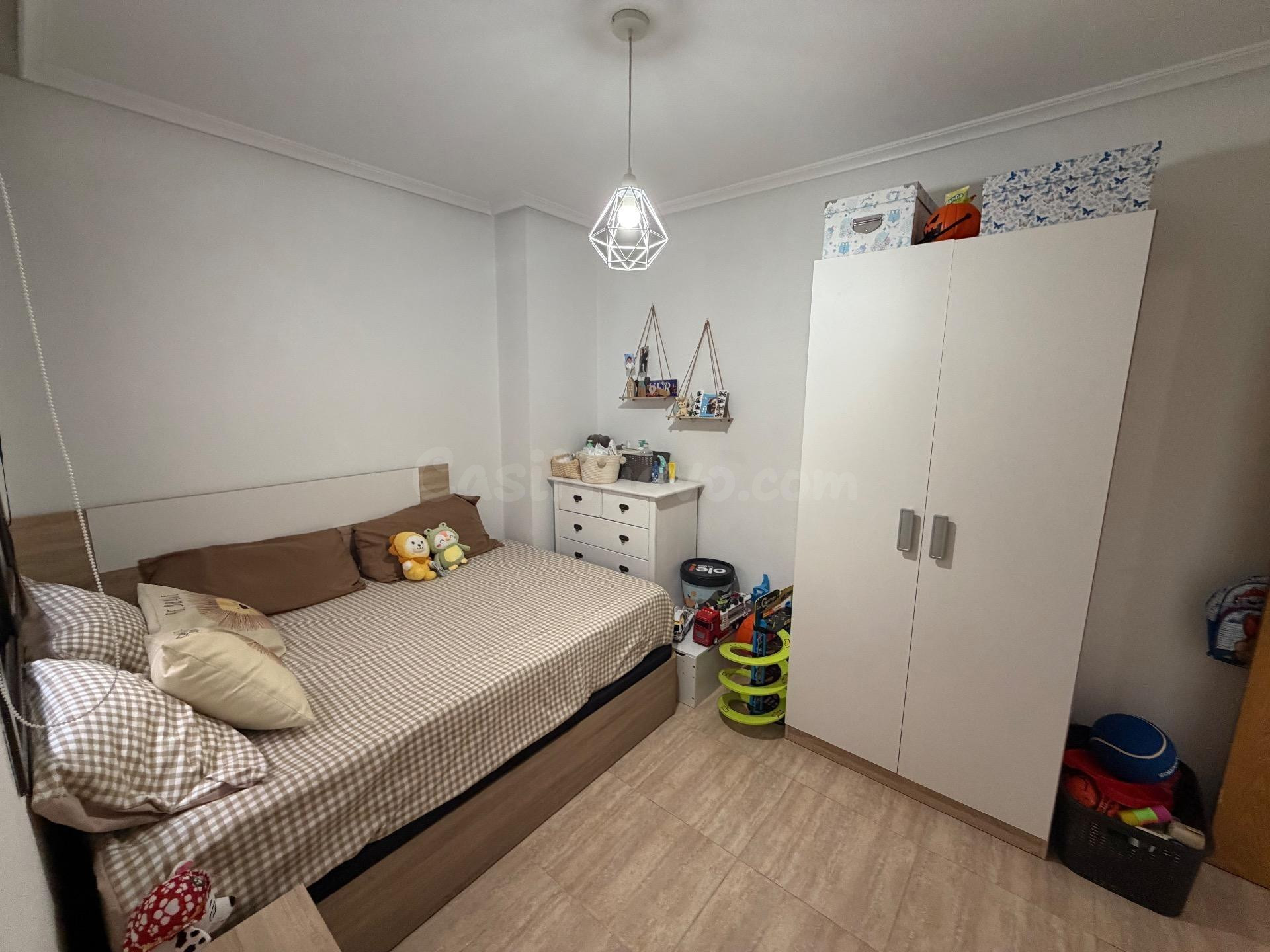 🏡 Amplio apartamento con garaje y piscina en pleno centro de Torrevieja