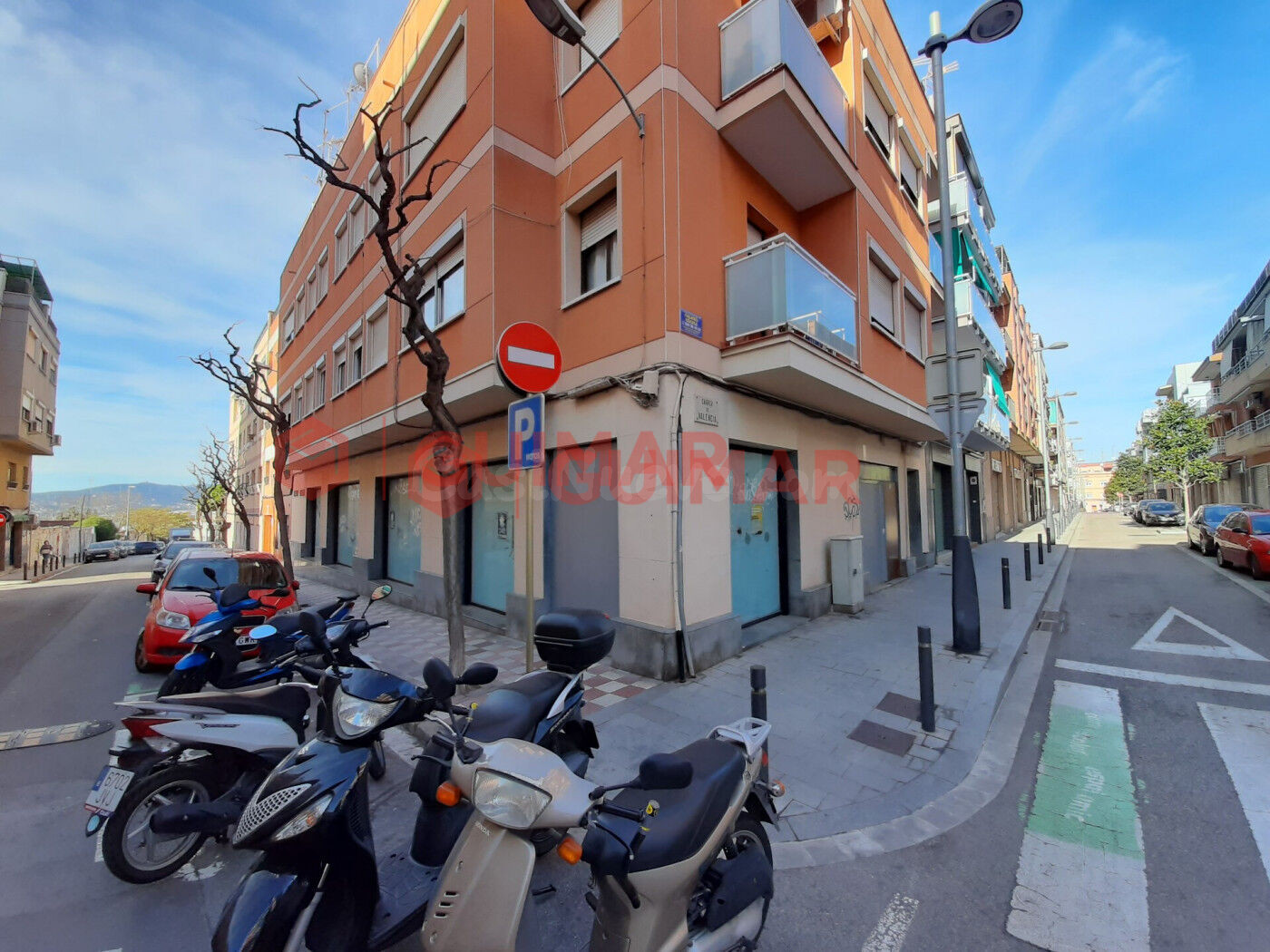 LOTE DE 8 LOCALES EN VENTA O ALQUILER EN SANT JOAN DESPI
