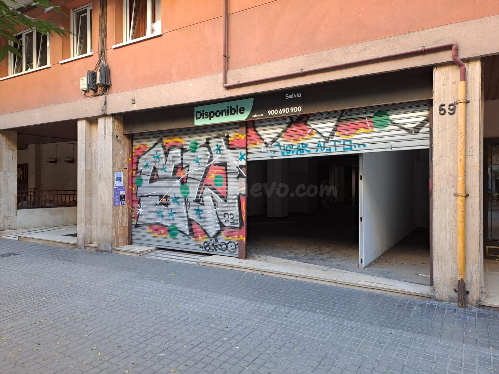 LOCAL EN VENTA O ALQUILER EN BARCELONA - PS. TORRAS I BAGES