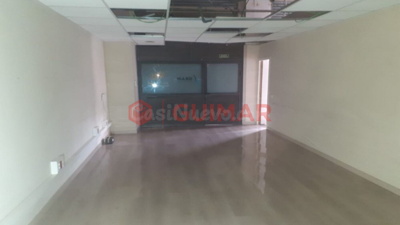 LOCAL COMERCIAL EN VENTA EN VILADECANS ZONA CENTRE