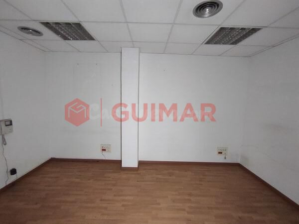 LOCAL EN VENTA EN SANT JOAN DESPI- TV3