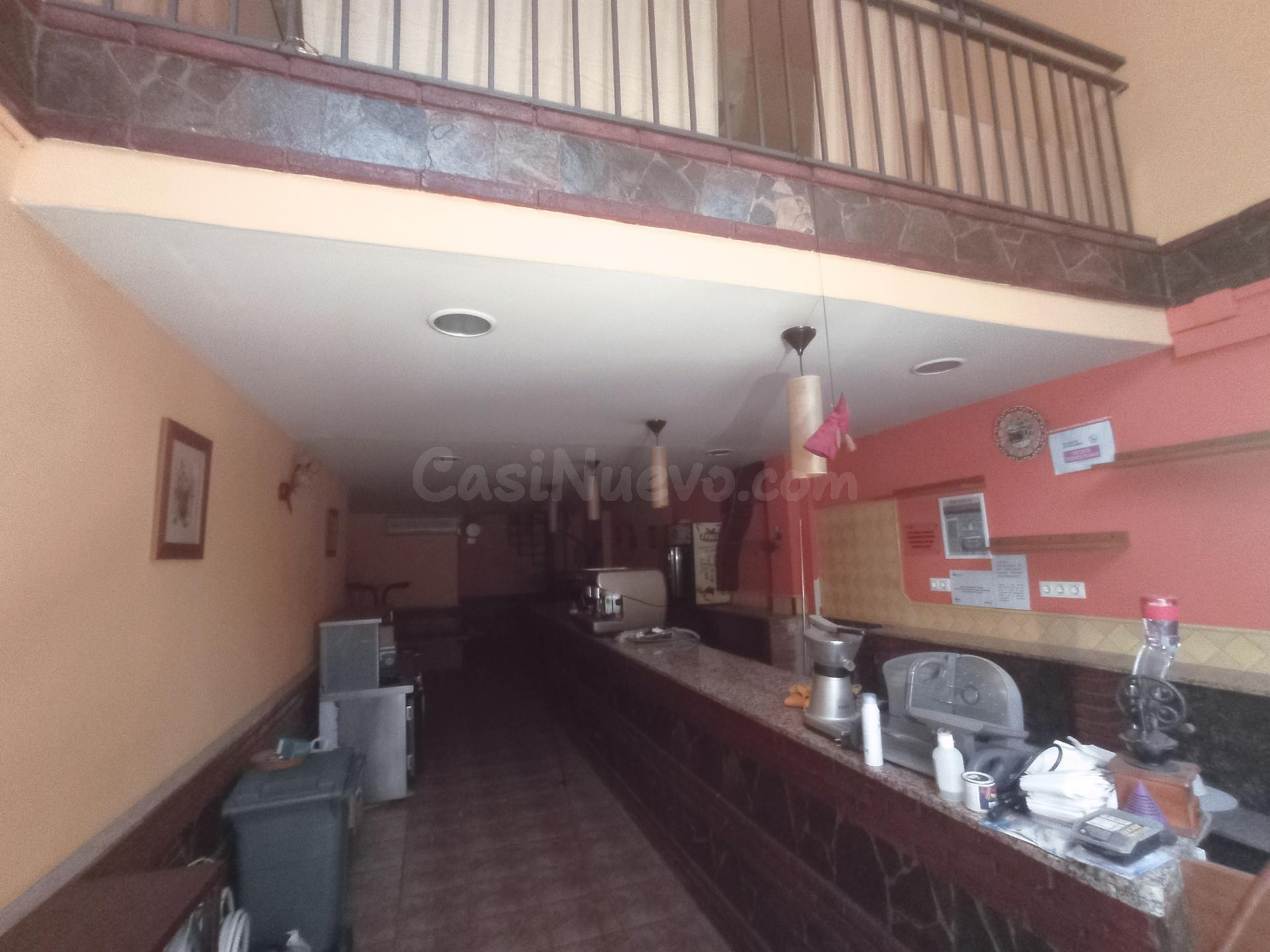 LOCAL COMERCIAL - Cornellà de Llobregat (Pedró)