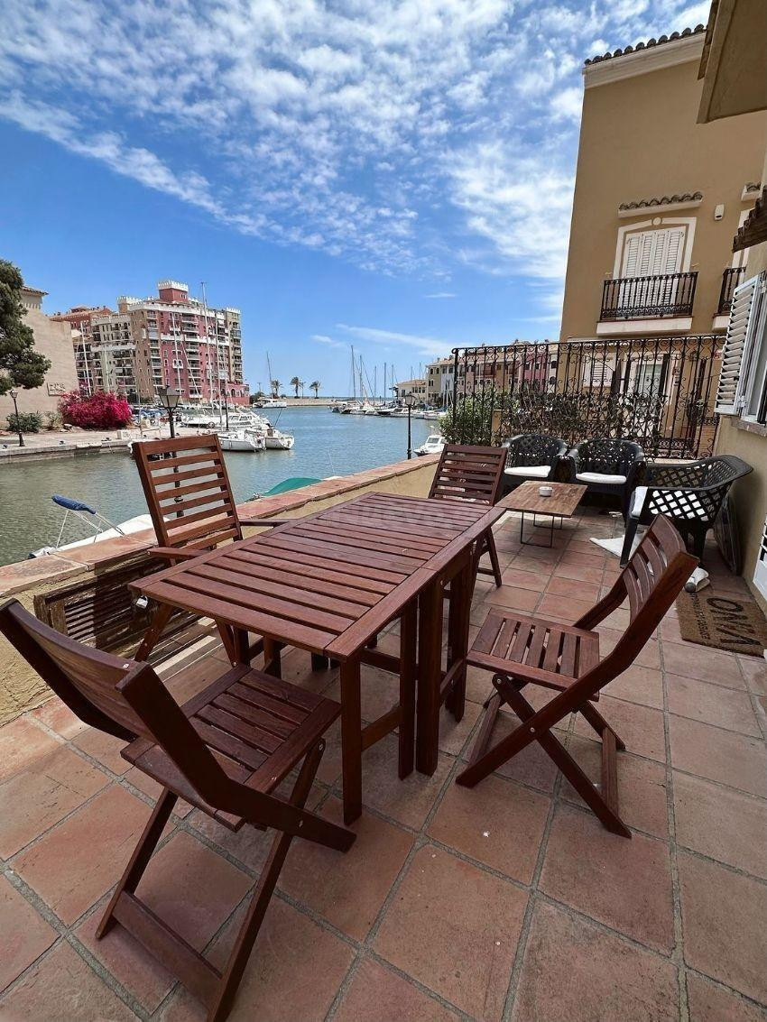 Única Casa Independiente en Venta en Port Saplaya - Valencia