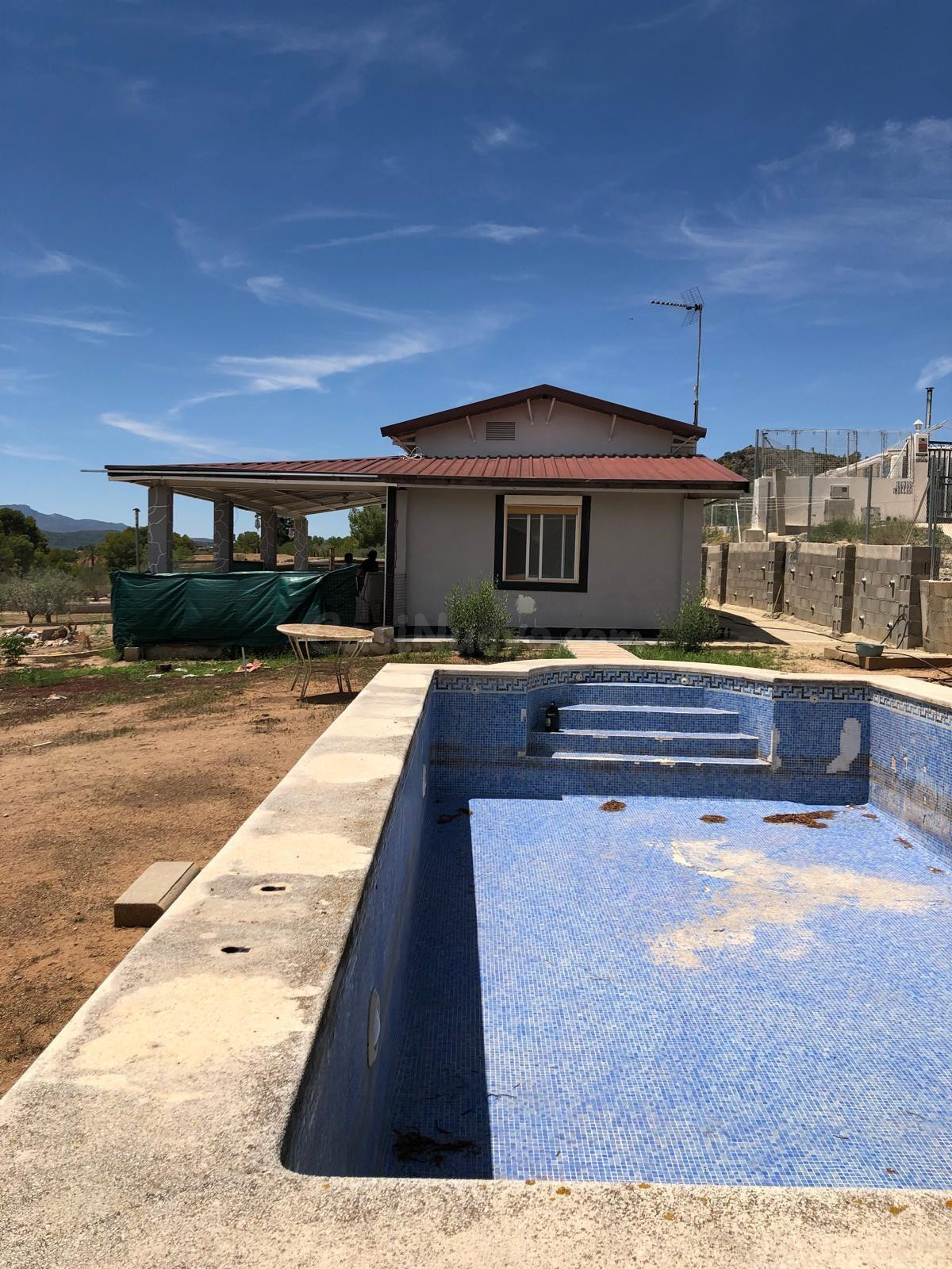 Se vende chalet en Monserrat, Valencia