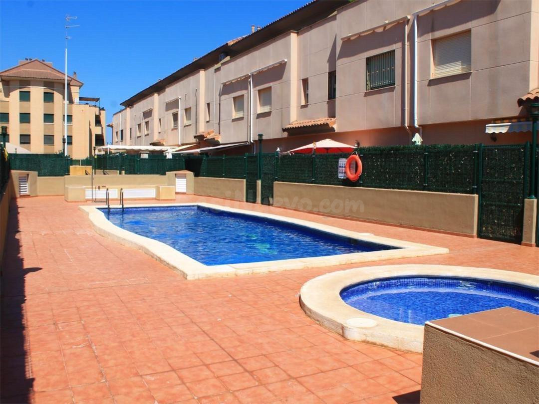 Se vende piso en La Pobla de Vallbona, Valencia