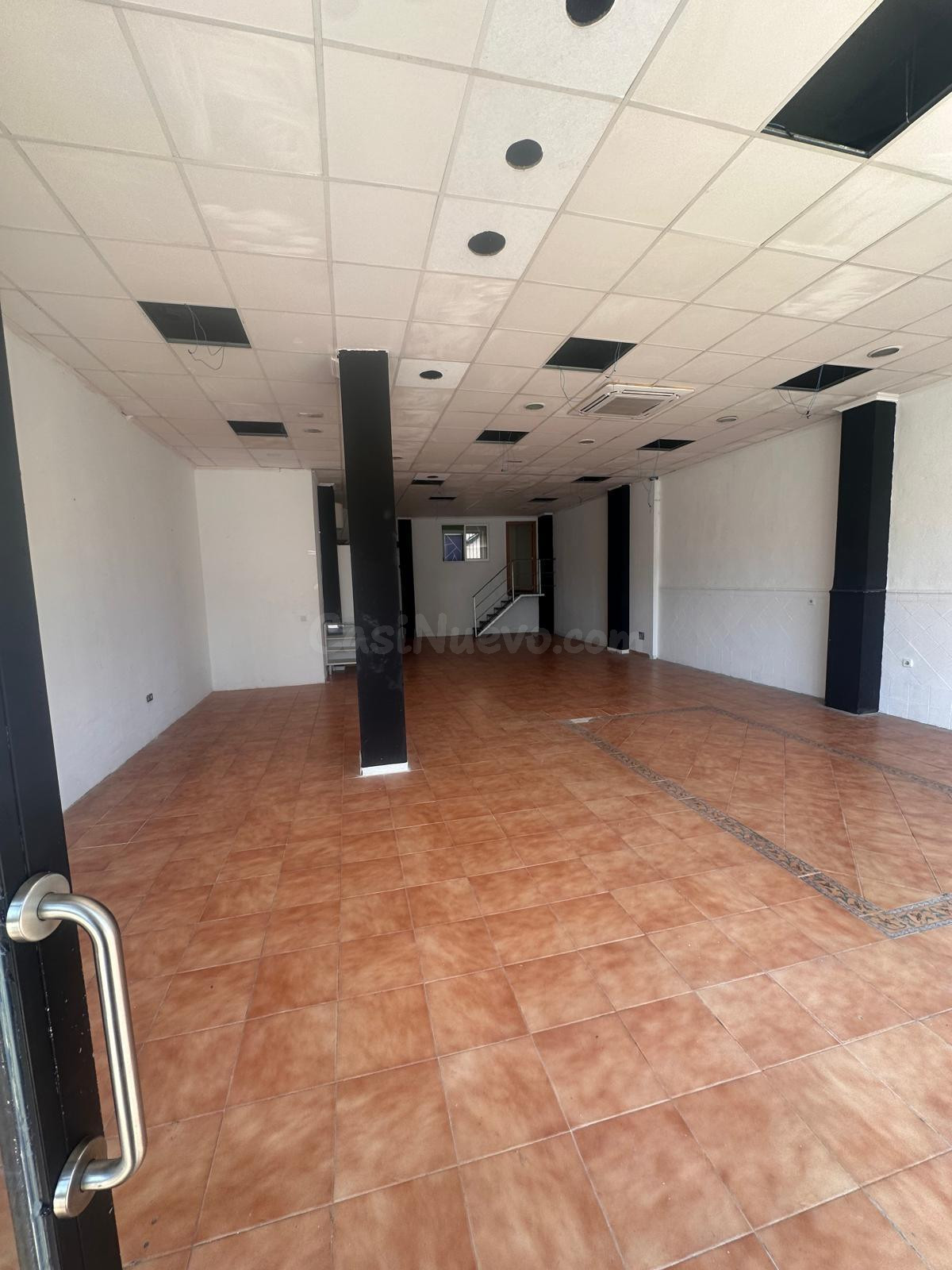 Se vende local en Torrent, Valencia