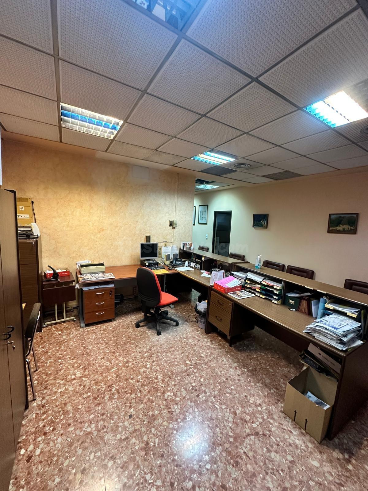 Se vende Local comercial en Torrent, Valencia